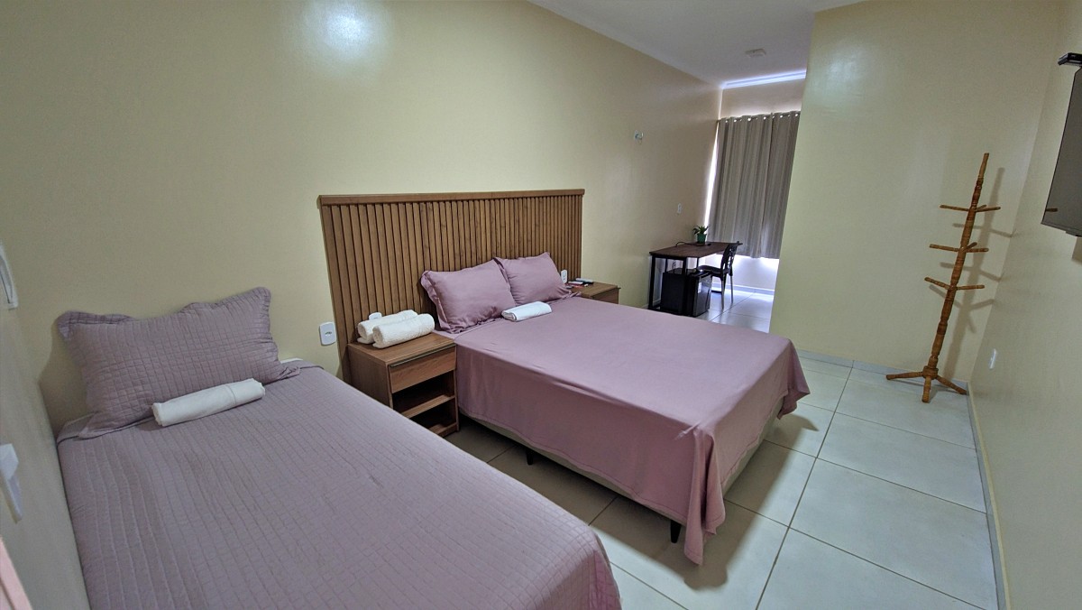 Quarto Pousada Posto Junior